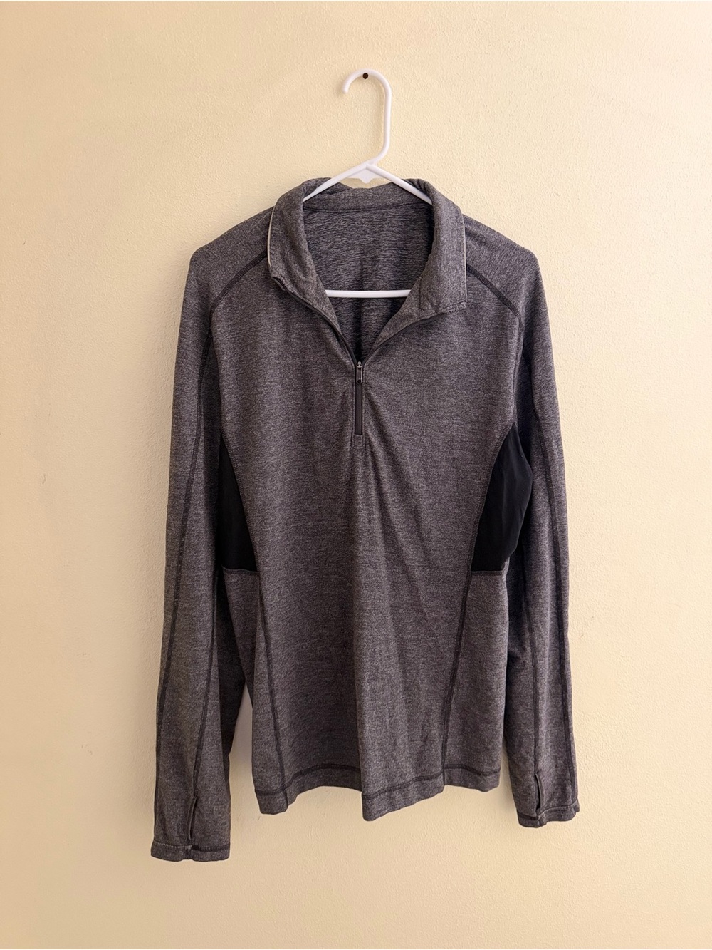 lululemon athletica Men's Heather Gray Quarter-Zip with Black Side Panels
